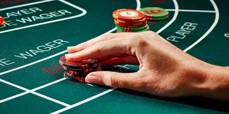 Luật chơi bài Baccarat Sky88